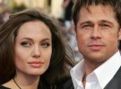 Angelina Jolie tuvo una relación con un novio de su madre según Andrew Morton