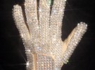 El mítico guante de Michael Jackson que usó en Billie Jean, subastado por 350.000 dólares