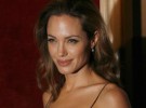 Angelina Jolie sufre depresión y parece haber pensado en el suicidio