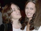 Angelina Jolie recuerda a su madre con un video