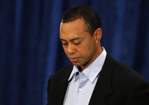 Tiger Woods, su rehabilitación a debate