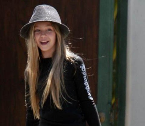 Ava Sambora, la hija de Richie Sambora y Heather Locklear, debuta como modelo