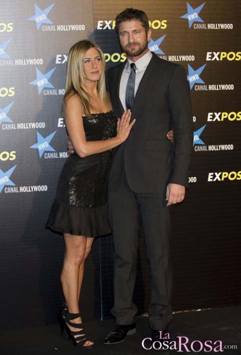 Jennifer Aniston y Gerard Butler revolucionan Madrid en la premiere de Ex-posados