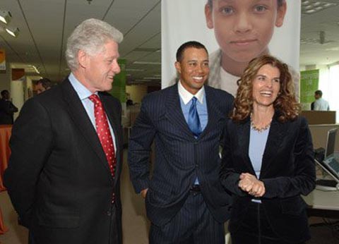 Bill Clinton muestra su apoyo a Tiger Woods