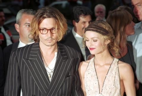 Vanessa Paradis, celosa de la relación de Angelina Jolie con Johnny Depp