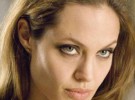 Angelina Jolie es una psicópata según su ex guardaespaldas
