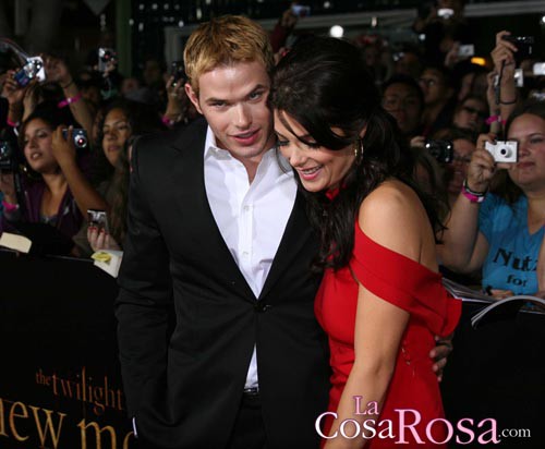 Ashley Greene y Kellan Lutz participarán en Breaking Dawn junto al resto de Los Cullen