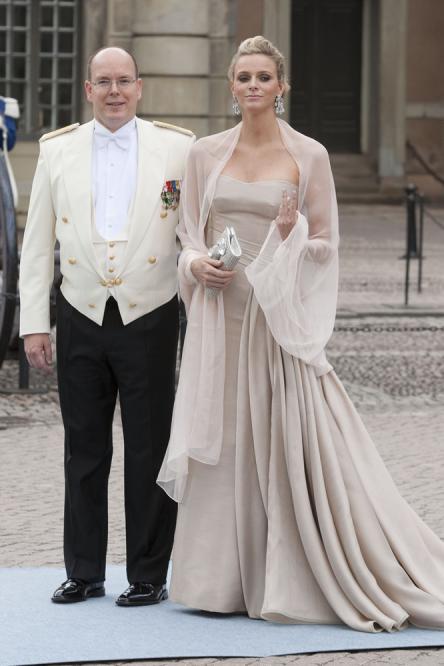 Alberto de Mónaco anuncia su boda con Charlene Wittstock