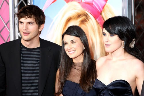 Ashton Kutcher compra una casa de un millón de dólares a Rumer Willis