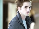 Robert Pattinson desciende de Drácula y de la realeza británica