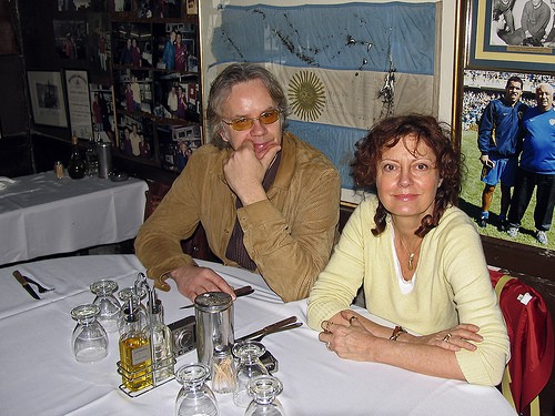 Susan Sarandon y Tim Robbins, juntos en la graduación de su hijo Miles