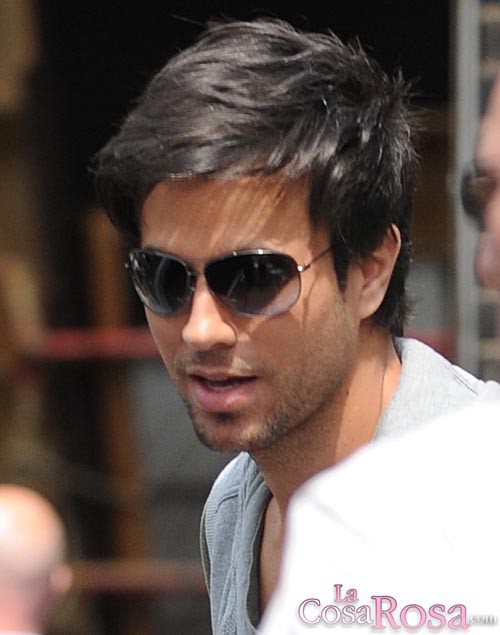 Enrique Iglesias y la táctica de su abogado para evitar problemas