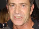 Robyn, la ex esposa de Mel Gibson, niega que le agrediera a ella o sus hijos