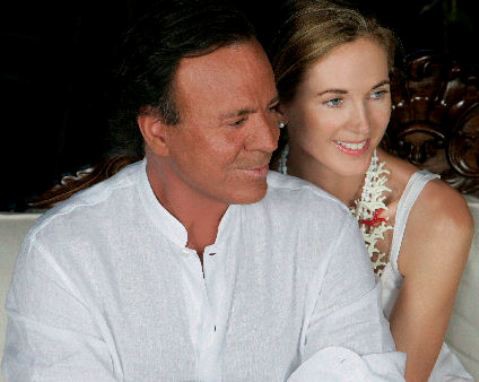 Julio Iglesias y Miranda se casan en la intimidad