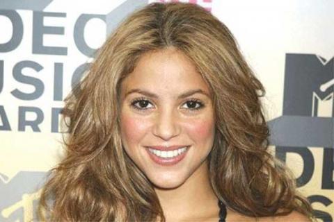 Shakira fija su residencia en Barcelona