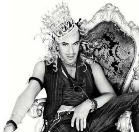 John Galliano, polémico video con contenido racista sale a la luz