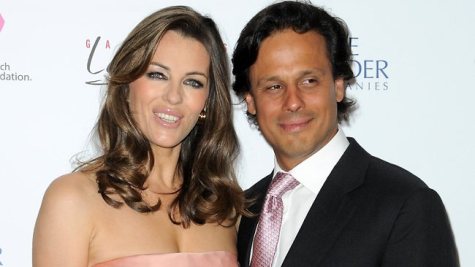 Liz Hurley confirma su divorcio