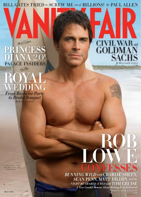 Rob Lowe destapa sus sensuales pectorales en Vanity Fair