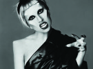 Lady Gaga, el bullying y un cubo de basura