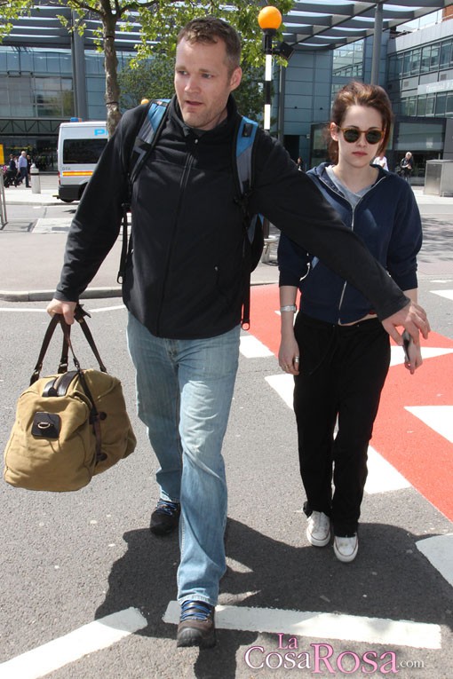 Kristen Stewart aterriza en Londres sin Robert Pattinson