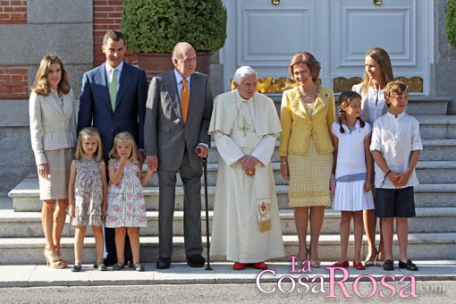 El Papa, Paquirrín y Belén Esteban, protagonistas de las revistas de la semana