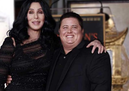 Cher editará dos libros de memorias para contar su vida al detalle