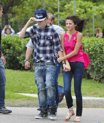 Selena Gomez amenazada de muerte por las fans de Justin Bieber