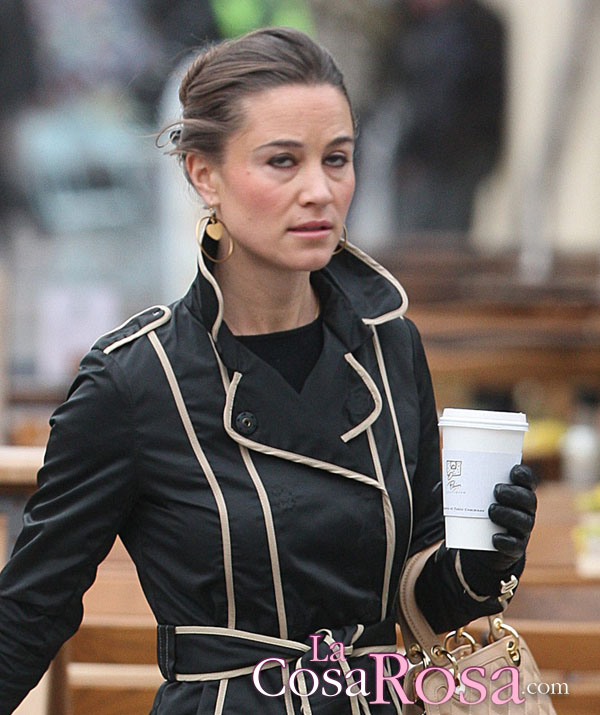 Pippa Middleton acude a trabajar con muy mala cara