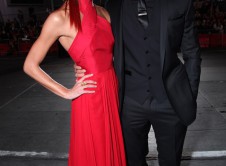 Kellan Lutz y su novia en el preestreno de Amanecer en Los Angeles