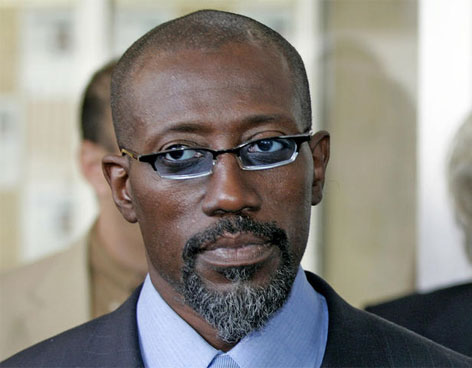 Wesley Snipes añade más problemas a su estancia en prisión