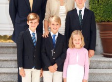 Felicitaciones de la Familia Real
