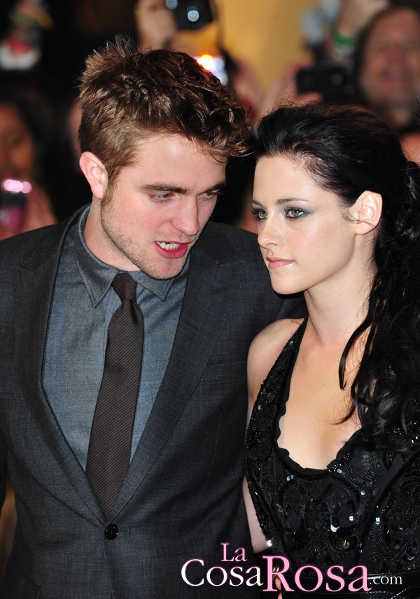 Robert Pattinson, en Londres y Kristen Stewart, en Los Ángeles por Navidad