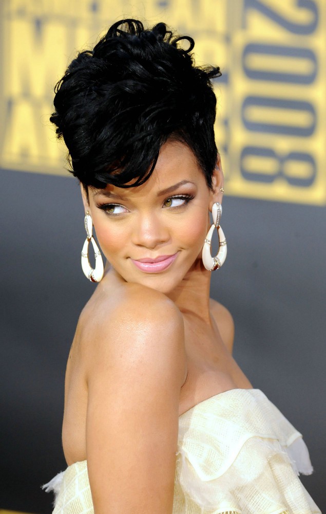 Rihanna prepara su primer reality show