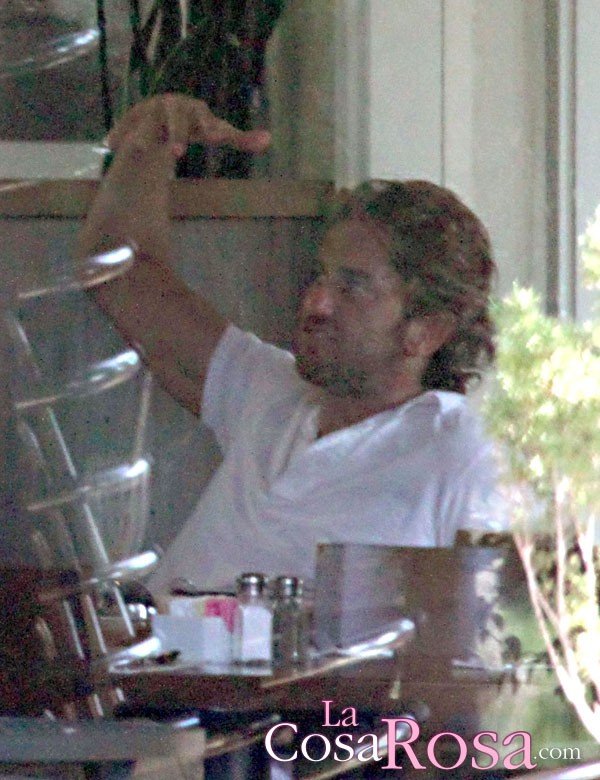 Gerard Butler vuelve a casa tras su rehabilitación