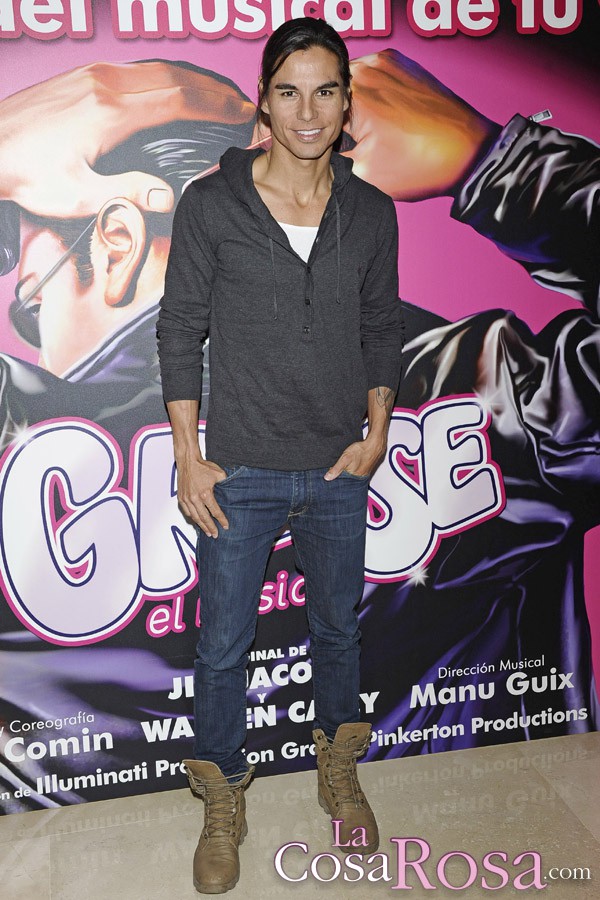 Julio José Iglesias ficha por el musical de Grease