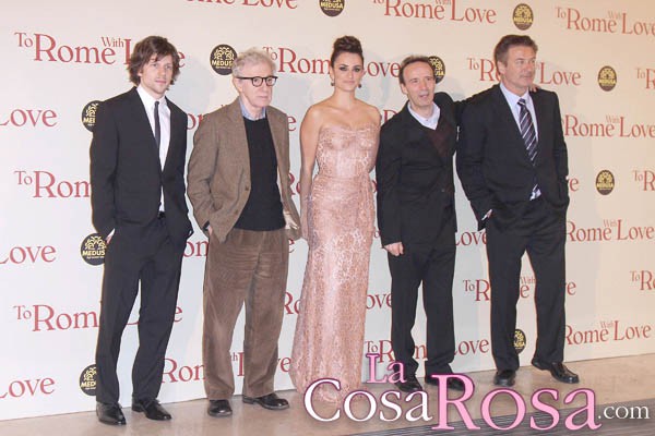 Penélope Cruz presenta en Roma su nueva película con Woody Allen