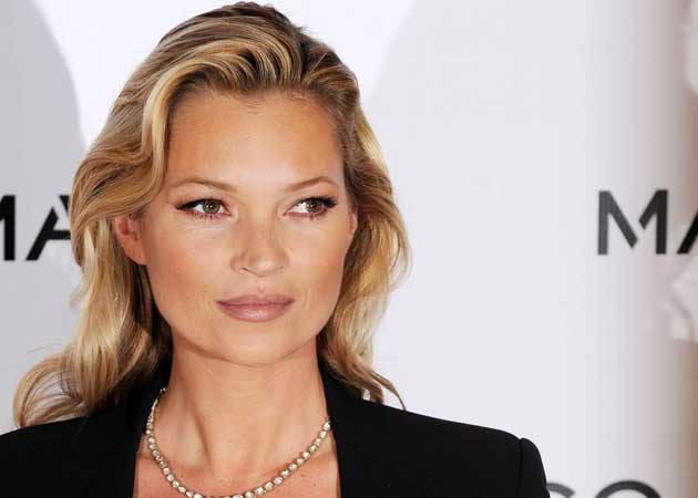 Kate Moss, lesión tras un accidente mientras esquiaba