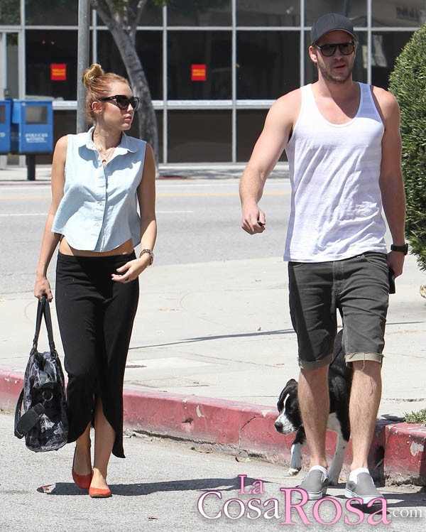 Miley Cyrus y Liam Hemsworth se comprometen