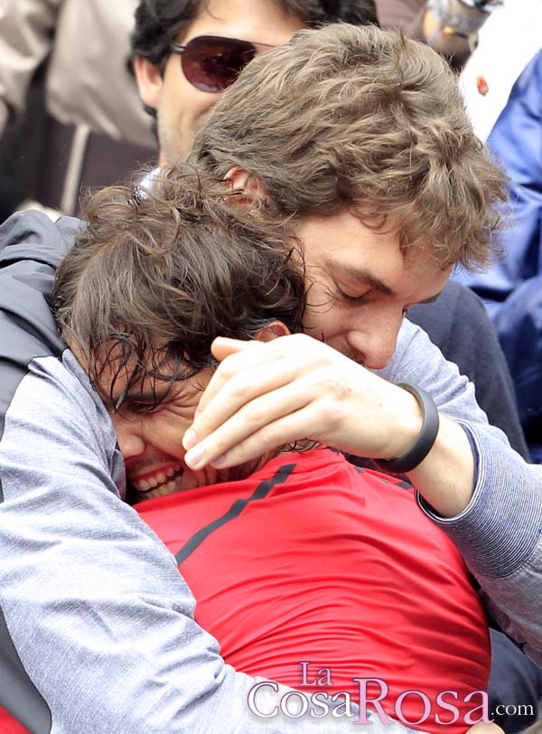 Rafa Nadal gana su séptimo Roland Garros con el apoyo de su familia y de Pau Gasol