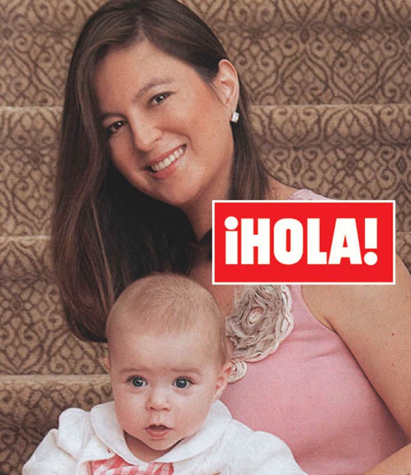 Chábeli Iglesias presenta a su hija Sofía en ¡Hola!