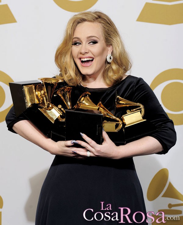 Adele habla sobre su peso y sobre el príncipe Enrique