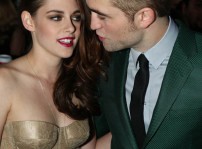 Kristen Stewart y Robert Pattinson en la premiere mundial de Amanecer. Parte 2 en Los Ángeles
