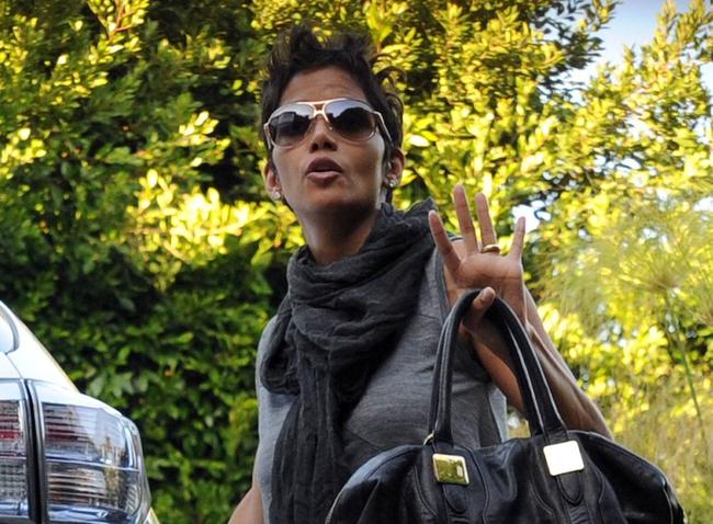 Halle Berry, sin tiempo para ir al juzgado