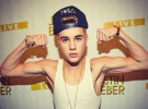 Justin Bieber muestra sus biceps