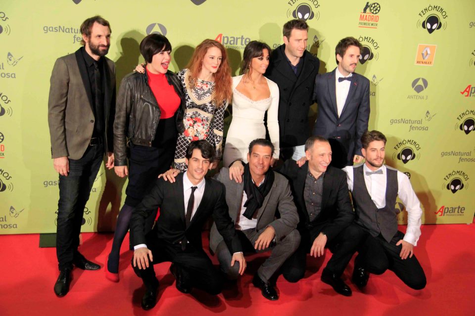 Desfile de rostros televisivos en el estreno de Fenómenos en Madrid