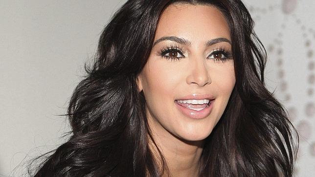 Kim Kardashian, se le ofrece un cuarto de millón de dólares por una web