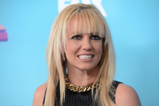Britney Spears desmejorada y lejos de la imagen de Candie´s