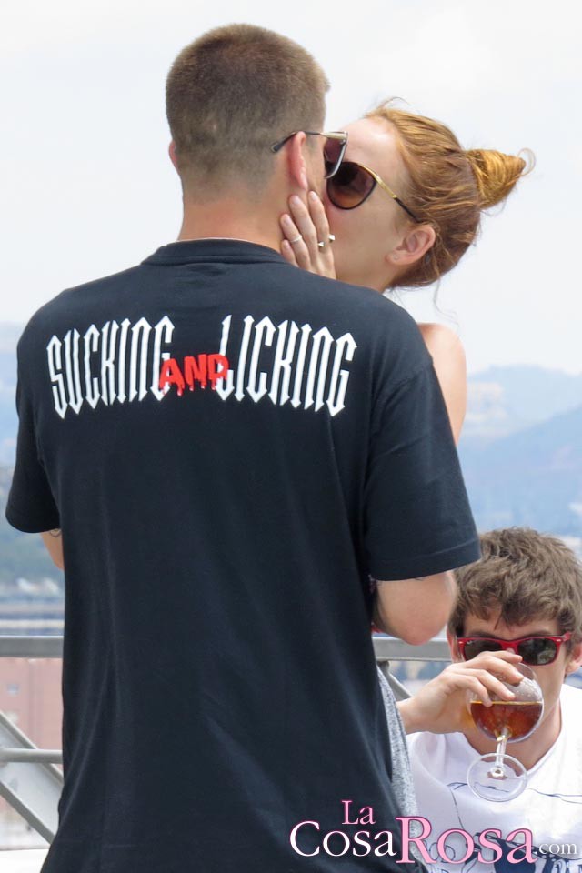 Ana Polvorosa y Luis Fernández se muestran muy enamorados en Málaga