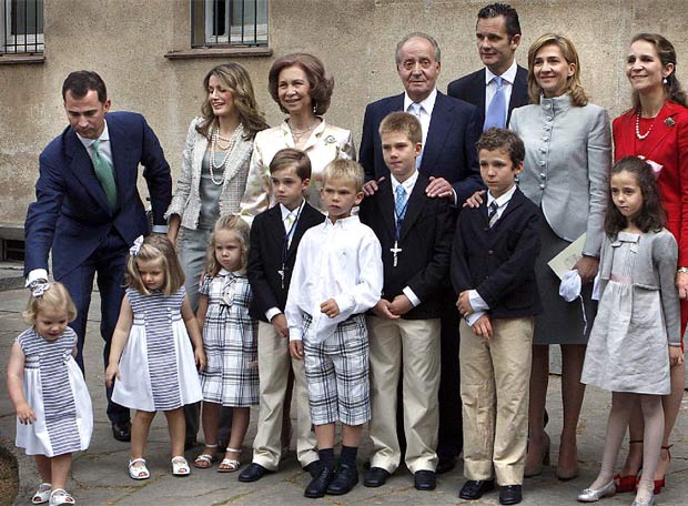 El New York Times titula: «Se abre la veda contra la Familia Real española»