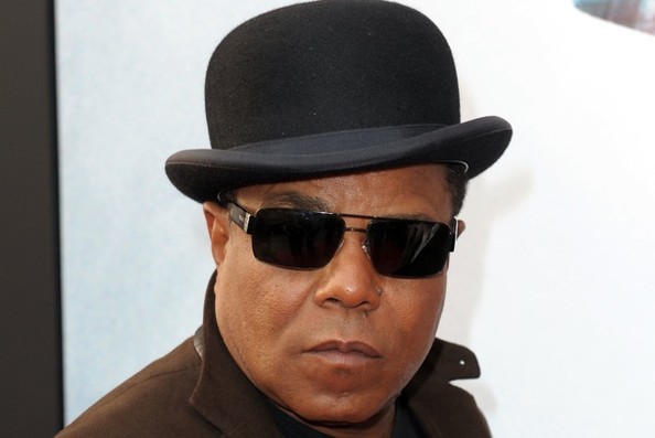 Tito Jackson, acusado de estafa por doscientas familias